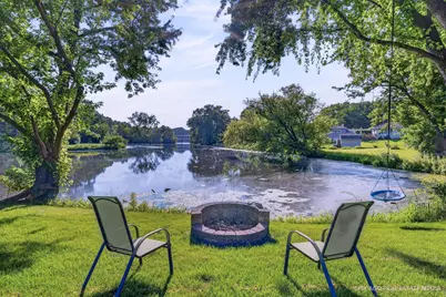 325 Council Trail, Lake in the Hills, IL 60156 - Photo 2