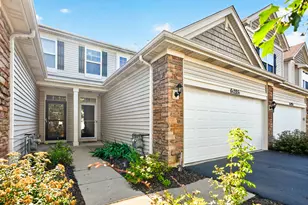 6N285 Whitmore Cir, Saint Charles, IL 60174 - Photo 2