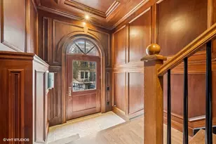 746 W Belden Ave, Chicago, IL 60614 - Photo 2