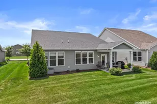 2091 Samantha Joy Ln, Bolingbrook, IL 60490 - Photo 2