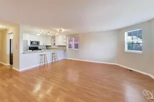 1453 N Larrabee St, Chicago, IL 60610 - Photo 2