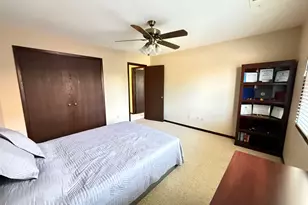 6135 Essex Ct, Willowbrook, IL 60527 - Photo 14