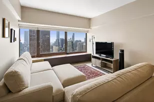 175 E Delaware Pl, Chicago, IL 60611 - Photo 4