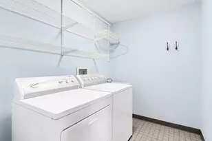 920 Elderberry Cir, Naperville, IL 60563 - Photo 20