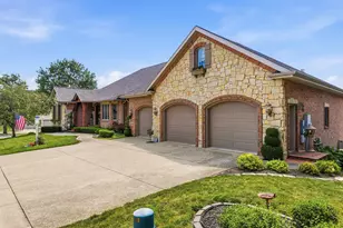 2427 Prairie Ridge Pl, Champaign, IL 61822 - Photo 8