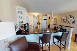 2754 N Hampden Ct, Chicago, IL 60614 - Photo 4