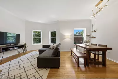 1044 W Byron Street #2E, Chicago, IL 60613 - Photo 4
