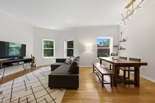 1044 W Byron St, Chicago, IL 60613 - Photo 4
