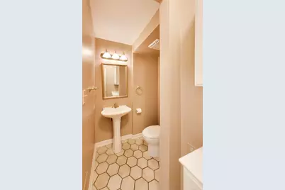 2222 Chestnut Avenue, Wilmette, IL 60091 - Photo 12