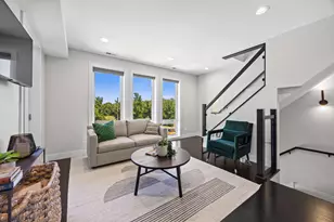 3901 S Lake Park Ave, Chicago, IL 60653 - Photo 12