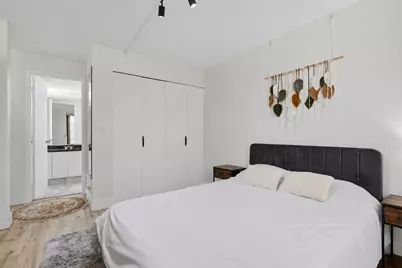 40 E Delaware Place #1204, Chicago, IL 60611 - Photo 10