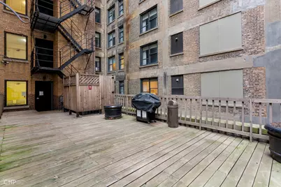 40 E Delaware Place #1204, Chicago, IL 60611 - Photo 14