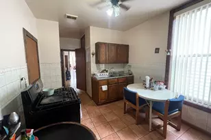 1841 W Superior St, Chicago, IL 60622 - Photo 10