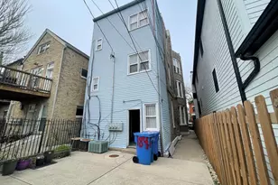 1841 W Superior St, Chicago, IL 60622 - Photo 14