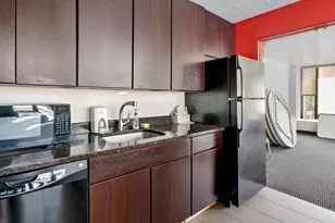 5455 N Sheridan Rd, Chicago, IL 60640 - Photo 46