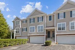 2255 Hudson Cir, Aurora, IL 60502 - Photo 2