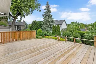 393 Grandview Ave, Glen Ellyn, IL 60137 - Photo 18