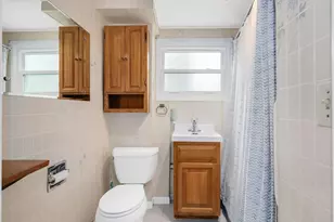 393 Grandview Ave, Glen Ellyn, IL 60137 - Photo 14
