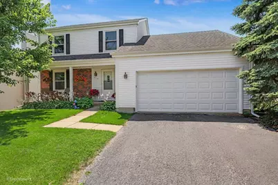 918 Horseshoe Court, Carol Stream, IL 60188 - Photo 1