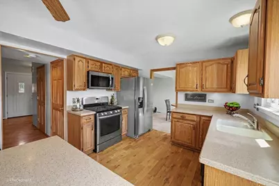 918 Horseshoe Court, Carol Stream, IL 60188 - Photo 12