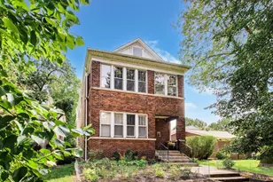 114 South Blvd, Evanston, IL 60202 - Photo 1