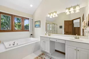 6N731 Willowbrook Dr, Saint Charles, IL 60175 - Photo 14