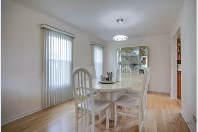 410 Lamont Terrace, Buffalo Grove, IL 60089 - Photo 8