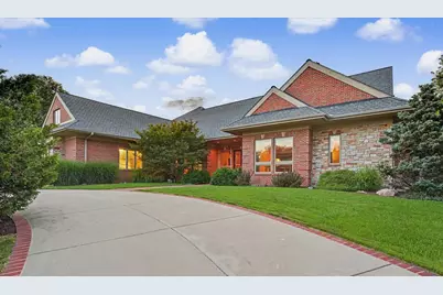 4014 Clubhouse Drive, Champaign, IL 61822 - Photo 4
