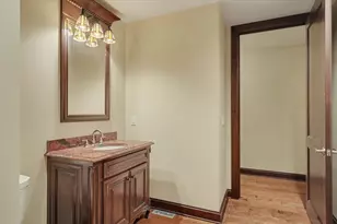 4014 Clubhouse Dr, Champaign, IL 61822 - Photo 32
