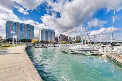 3180 N Lake Shore Drive #4G, Chicago, IL 60657 - Photo 26