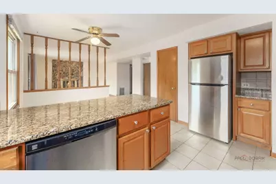 705 Partridge Drive, Schaumburg, IL 60193 - Photo 22
