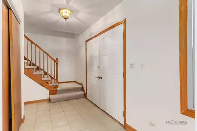 705 Partridge Drive, Schaumburg, IL 60193 - Photo 12