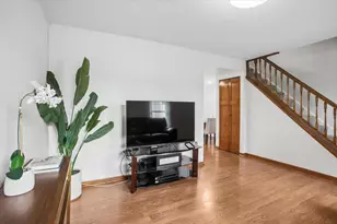 407 Chelsea Cove, Roselle, IL 60172 - Photo 4