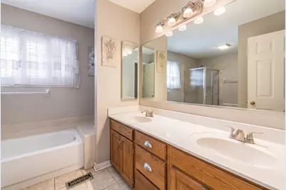 772 Red Oak Drive, Bartlett, IL 60103 - Photo 22