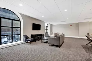 630 N State St, Chicago, IL 60654 - Photo 46