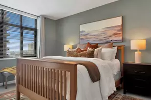630 N State St, Chicago, IL 60654 - Photo 26