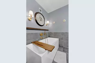 630 N State Street #2208, Chicago, IL 60654 - Photo 30