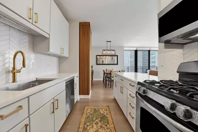 630 N State Street #2208, Chicago, IL 60654 - Photo 20