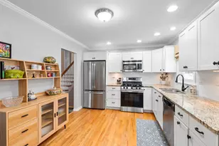 678 Sheehan Ave, Glen Ellyn, IL 60137 - Photo 6