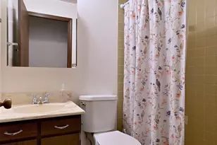 6505 N Nashville Ave, Chicago, IL 60631 - Photo 18