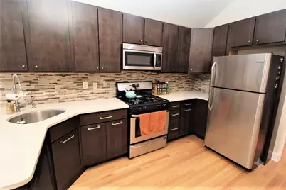 2110 W 18th Place, Chicago, IL 60608 - Photo 18