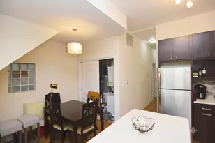 2110 W 18th Pl, Chicago, IL 60608 - Photo 12