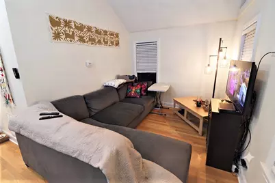 2110 W 18th Place, Chicago, IL 60608 - Photo 8