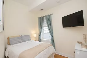 2110 W 18th Pl, Chicago, IL 60608 - Photo 6