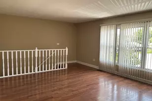 1080 Newport Harbor, Schaumburg, IL 60193 - Photo 8