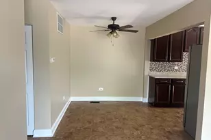 1080 Newport Harbor, Schaumburg, IL 60193 - Photo 4