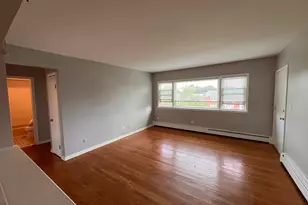 236 W Johnson St, Palatine, IL 60067 - Photo 2