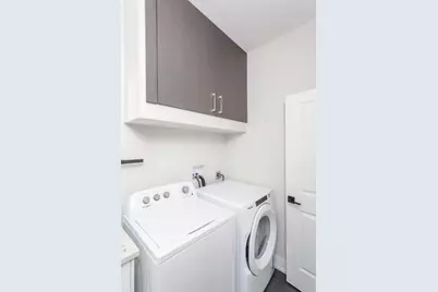 818 W 18th Street #4F, Chicago, IL 60608 - Photo 8