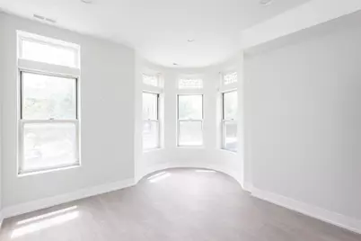 818 W 18th Street #4F, Chicago, IL 60608 - Photo 10