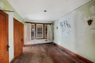 2041 W 22nd Pl, Chicago, IL 60608 - Photo 8